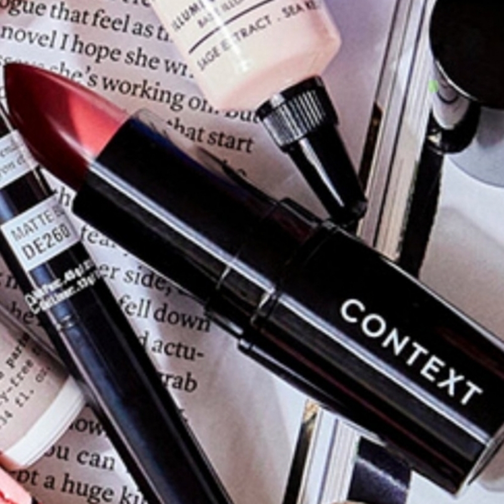 ¡!SOLD!¡Context lipstick sealed